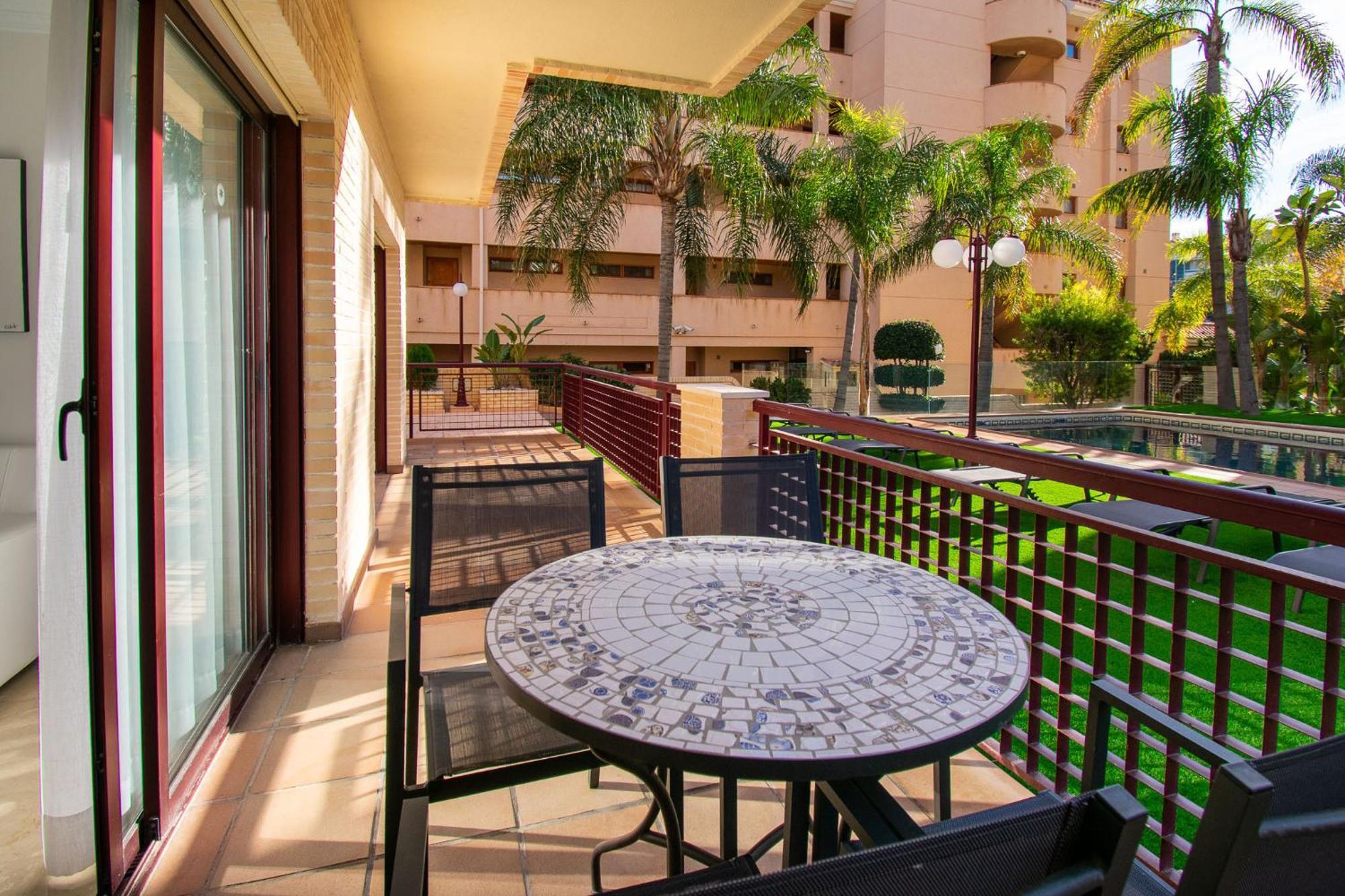 Apartamentos Albir Confort 3 Dormitorios Альбир Экстерьер фото